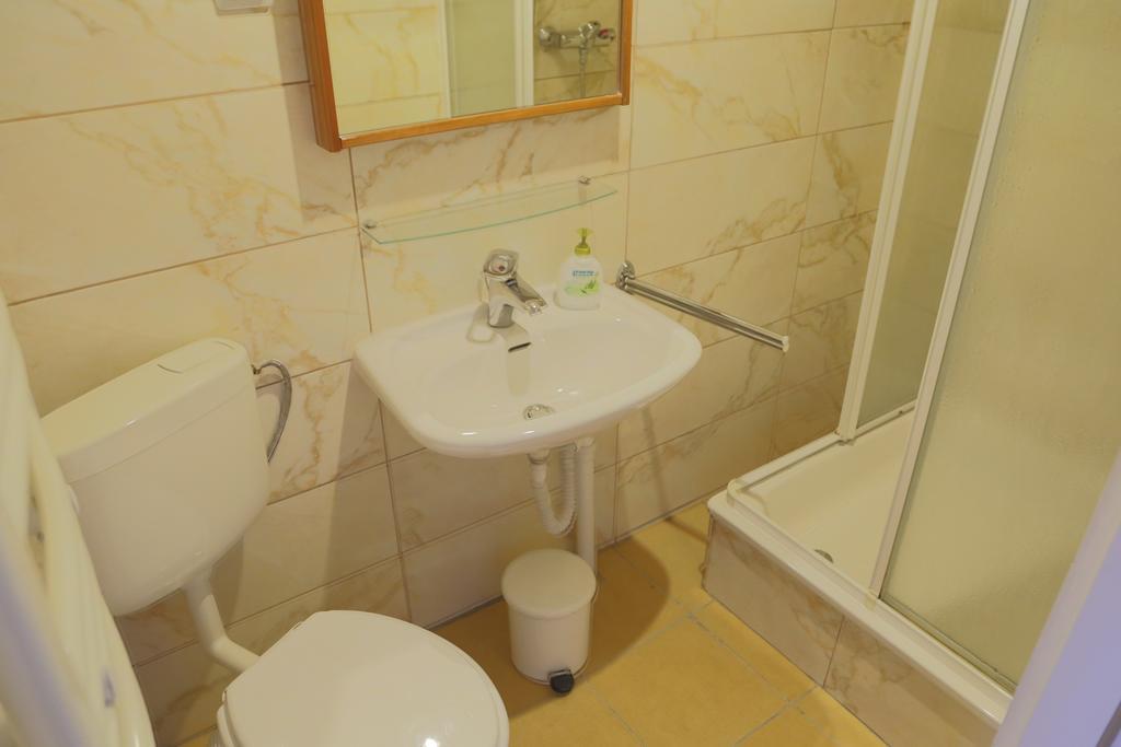 Willa Maksymilian Bed And Breakfast Bydgoszcz Phòng bức ảnh