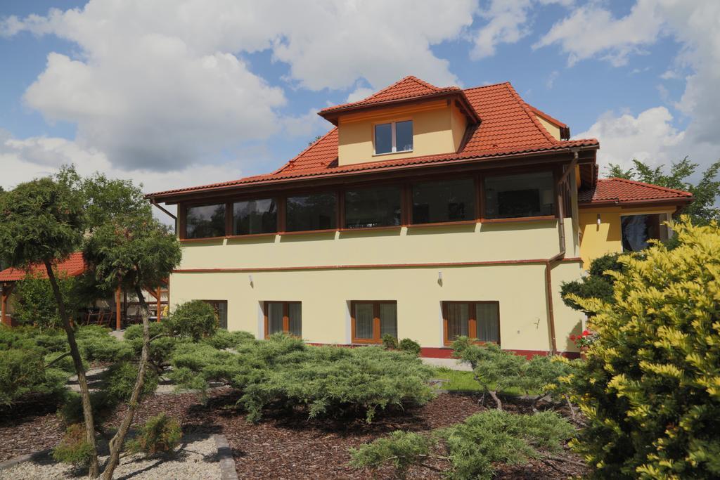 Willa Maksymilian Bed And Breakfast Bydgoszcz Ngoại thất bức ảnh