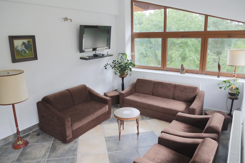 Willa Maksymilian Bed And Breakfast Bydgoszcz Ngoại thất bức ảnh